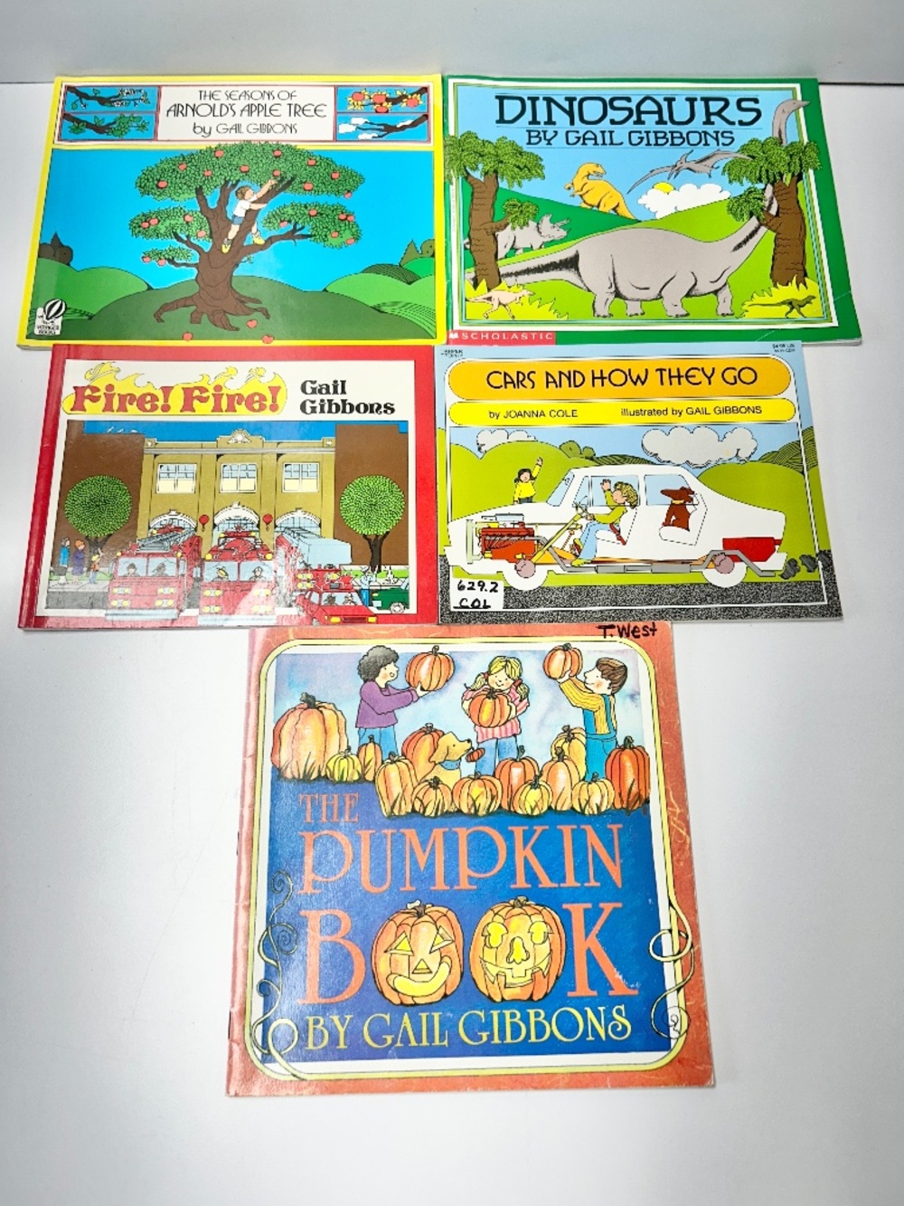 Lot of 5 Gail Gibbons Childrens Picture Books Pumpkin Cars Fire Dinosaurs Apple